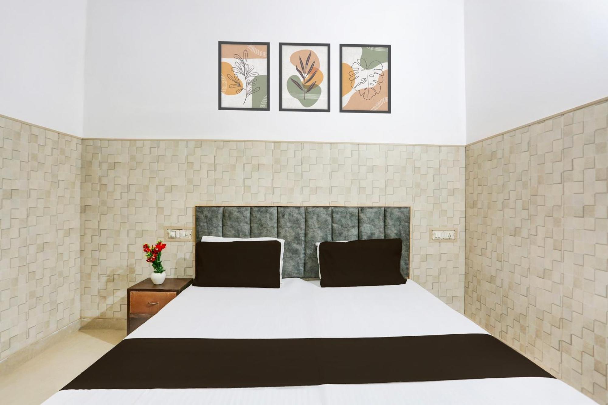 אגרה Hotel O Vk Palace מראה חיצוני תמונה