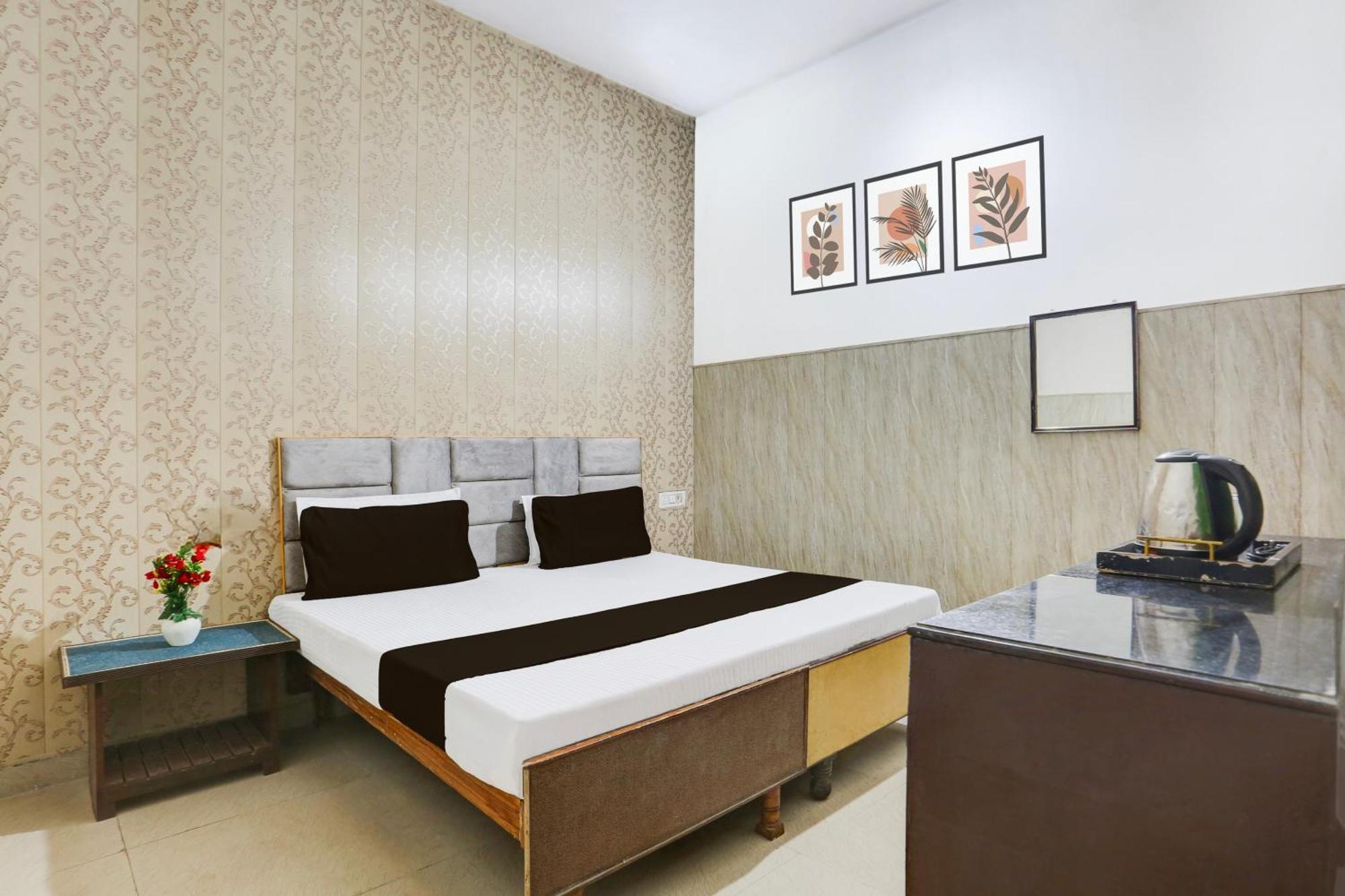 אגרה Hotel O Vk Palace מראה חיצוני תמונה
